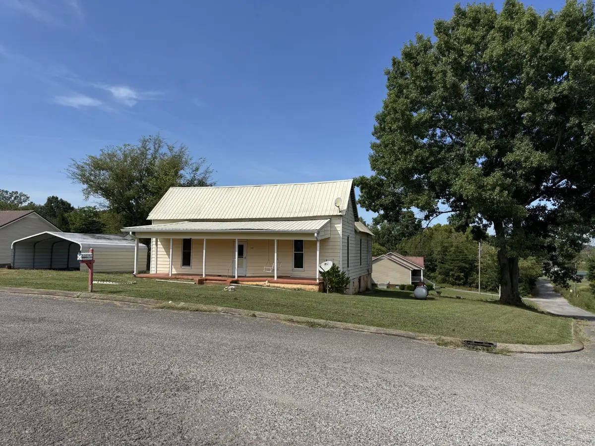 107 Twin Oaks Dr, Bell Buckle, TN 37020 - #1