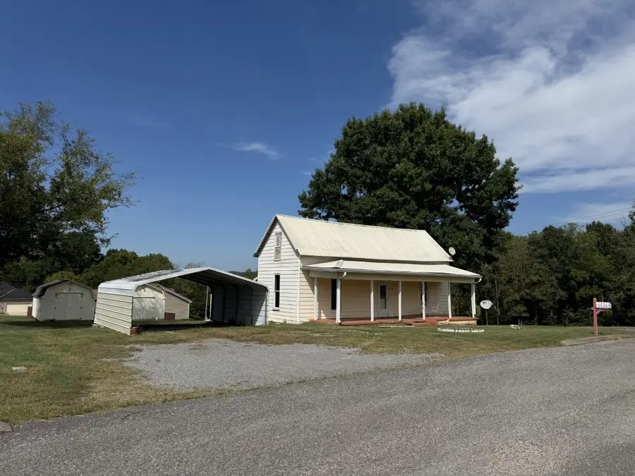 107 Twin Oaks Dr, Bell Buckle, TN 37020 - #2
