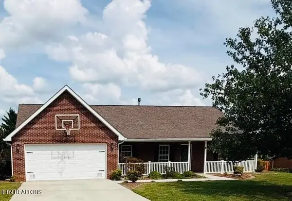 221 Flora Drive, Lenoir City, TN 37771