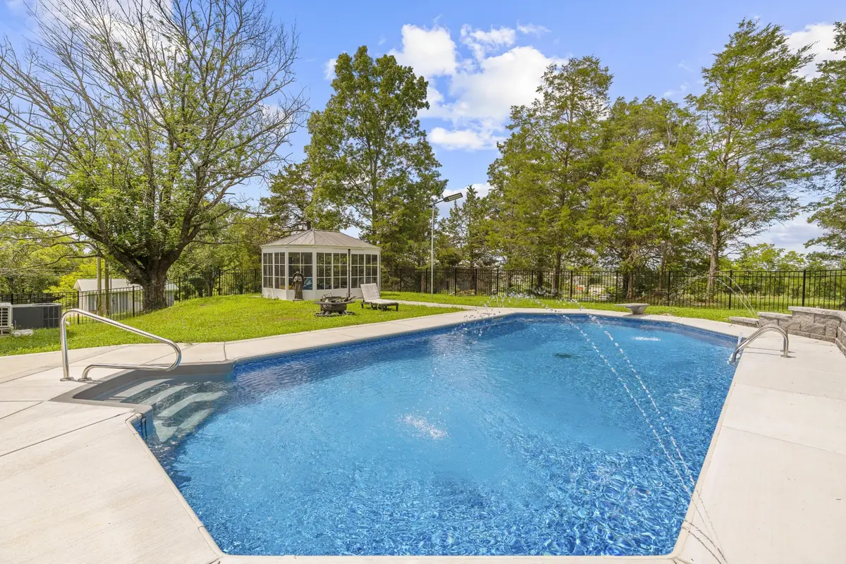 1895 Cainsville Rd, Lebanon, TN 37090 - #1