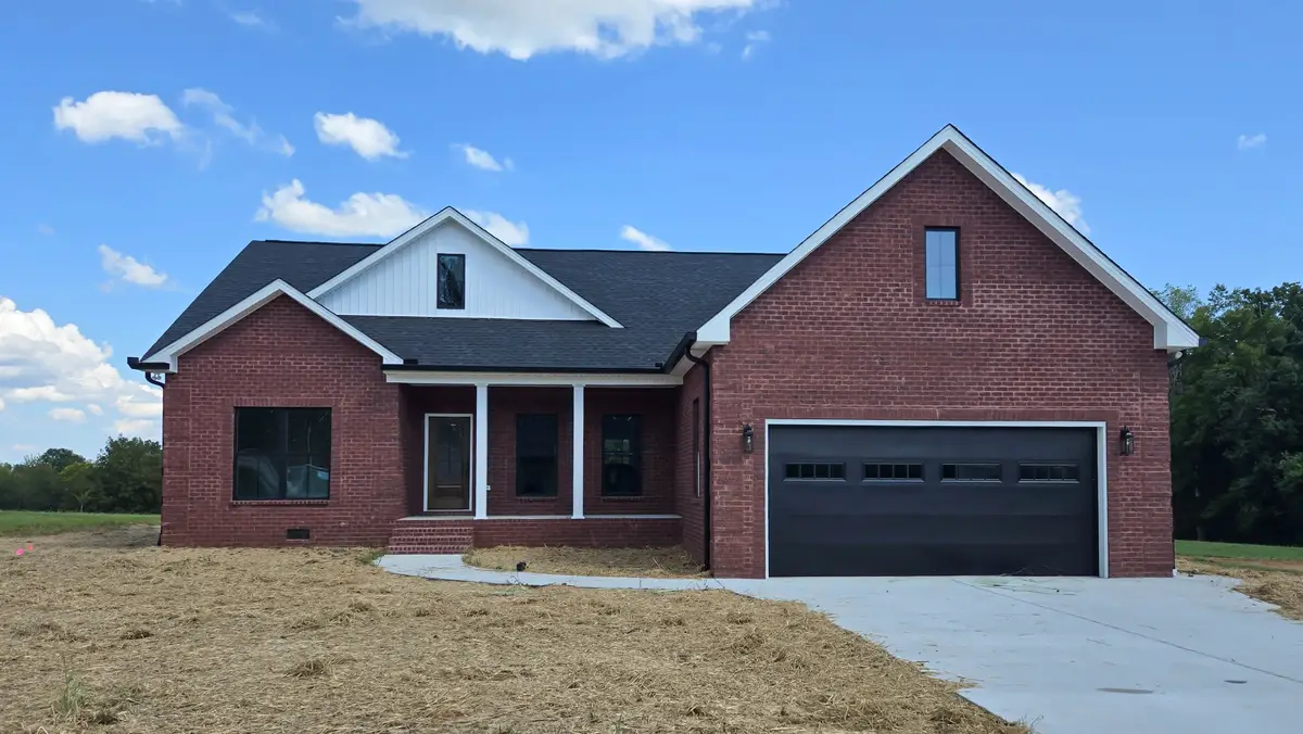 263 Marys Ln, Lafayette, TN 37083 - #1