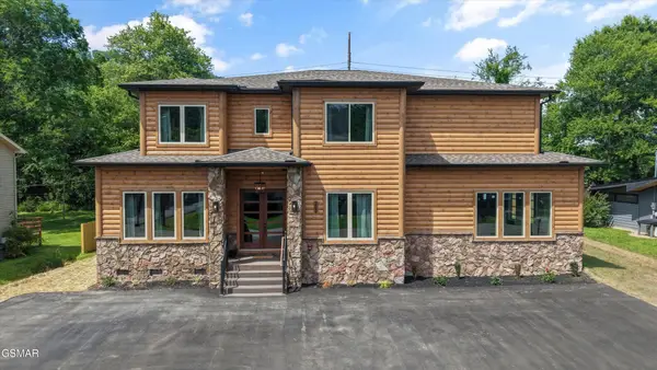 2662 High Valley Drive, Pigeon Forge, TN 37863