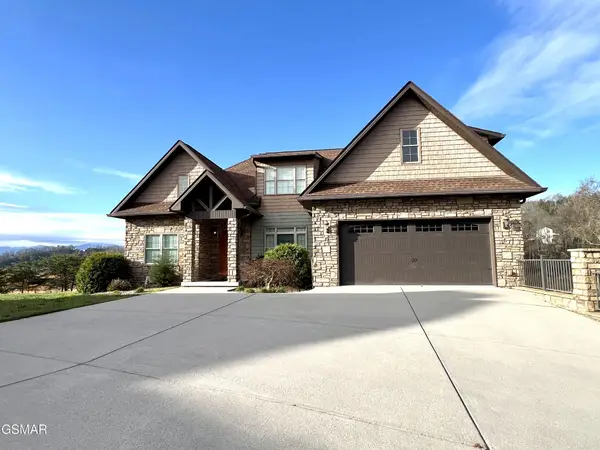 614 Watercrest Lane, Dandridge, TN 37725