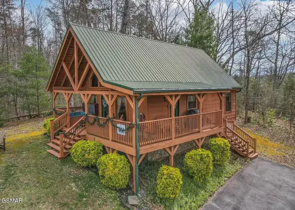 2062 Bird Ridge Road, Sevierville, TN 37876