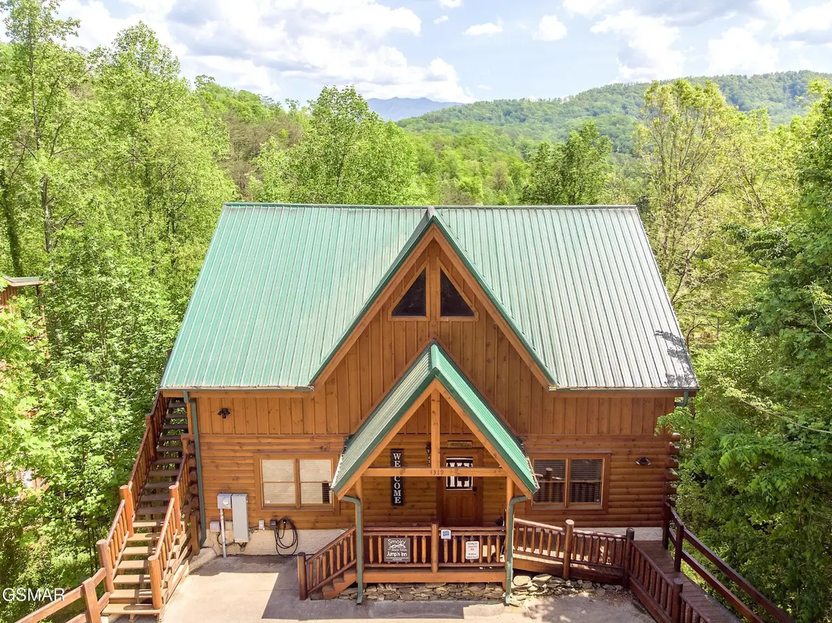 4319 Forest Ridge Way, Pigeon Forge, TN 37863 - #1