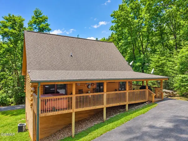 2528 Fleming Way, Sevierville, TN 37876