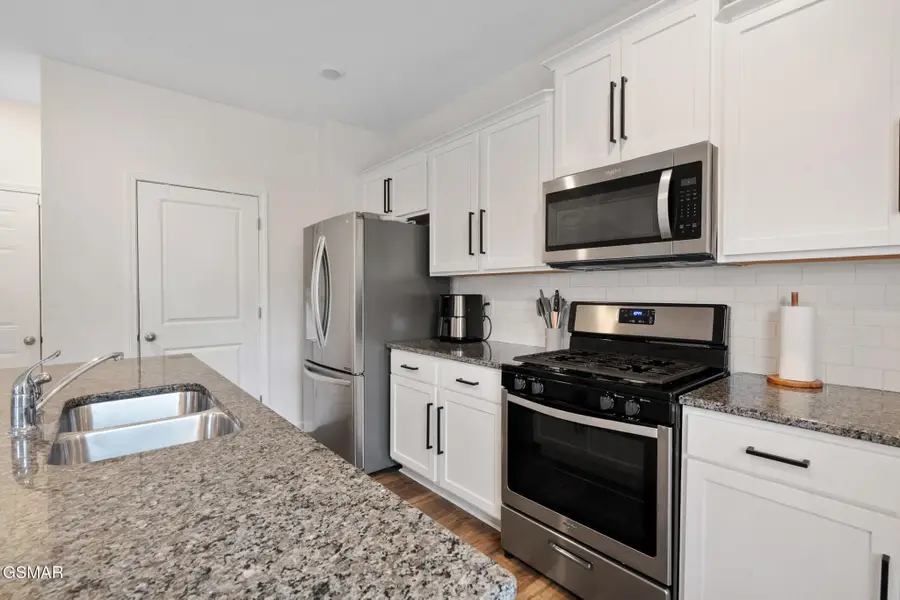 1174 Hampton Place Circle, Loudon, TN 37774 - #2