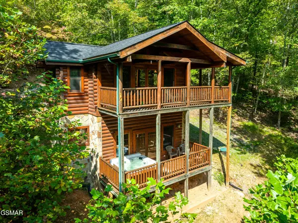 4062 Chamberlain Lane, Sevierville, TN 37862