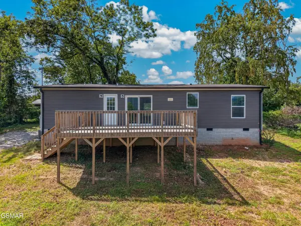 135 Gamble Lane, La Follette, TN 37766