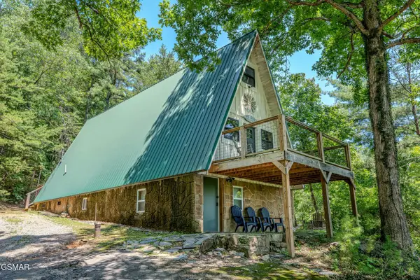 1146 Pine Mountain Road, Sevierville, TN 37862
