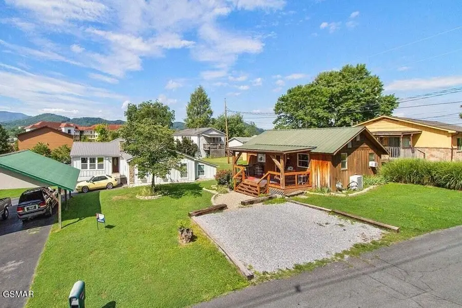 3310 Winston Street, Pigeon Forge, TN 37863 - #2