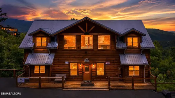 244 Stone Fence Lane, Gatlinburg, TN 37738