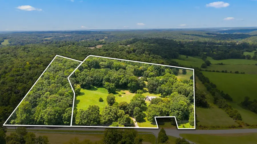 3065 Clydeton Rd N, Waverly, TN 37185 - #2