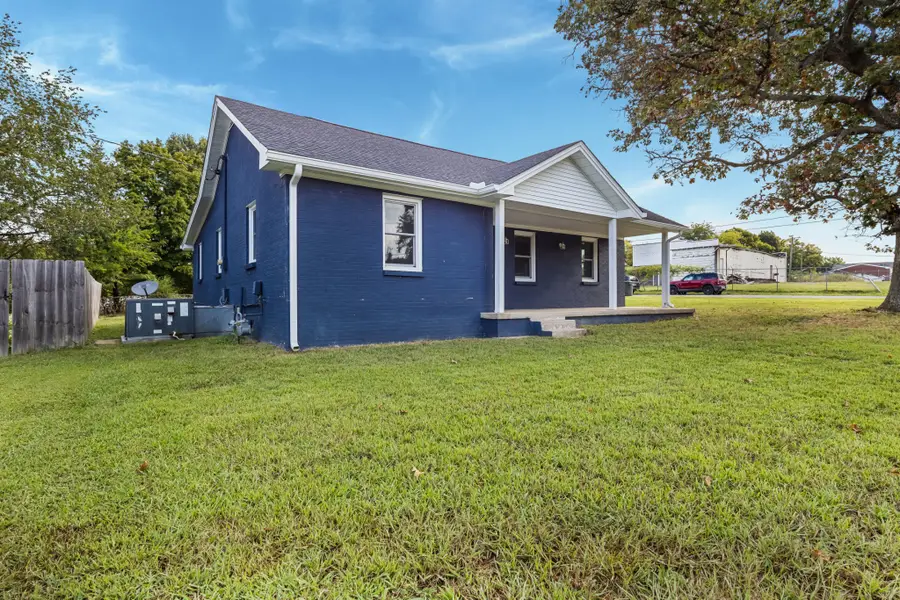 122 22nd Ave E, Springfield, TN 37172 - #2