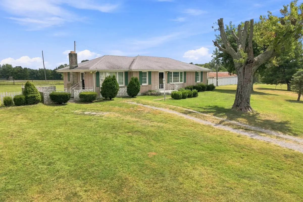 4423 Highway 76, Cottontown, TN 37048 - #1