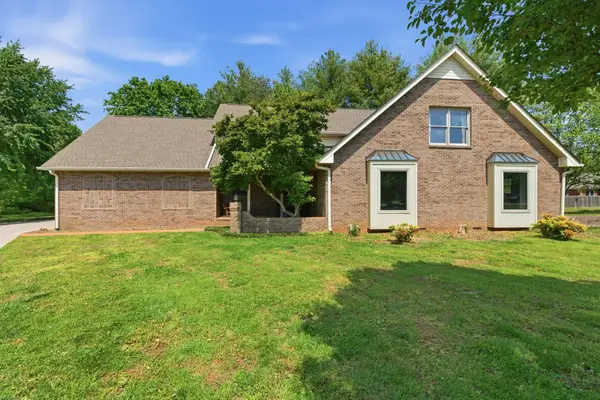 252 Newcastle Dr, Murfreesboro, TN 37129