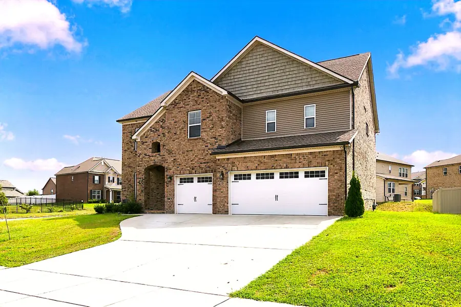 901 Carnation Dr, Smyrna, TN 37167 - #2