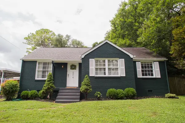 2214 Fernwood Dr, Nashville, TN 37216