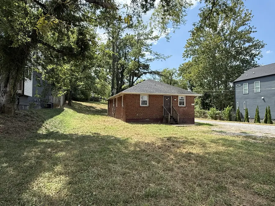 3223 Curtis St, Nashville, TN 37218 - #3