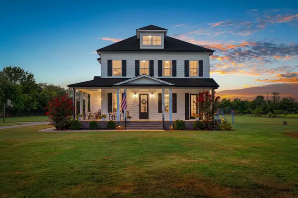 1618 Dilton Mankin Rd, Murfreesboro, TN 37127