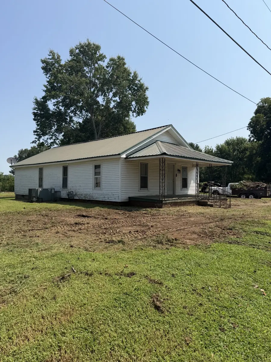 10390 Highway 54, Paris, TN 38242 - #2