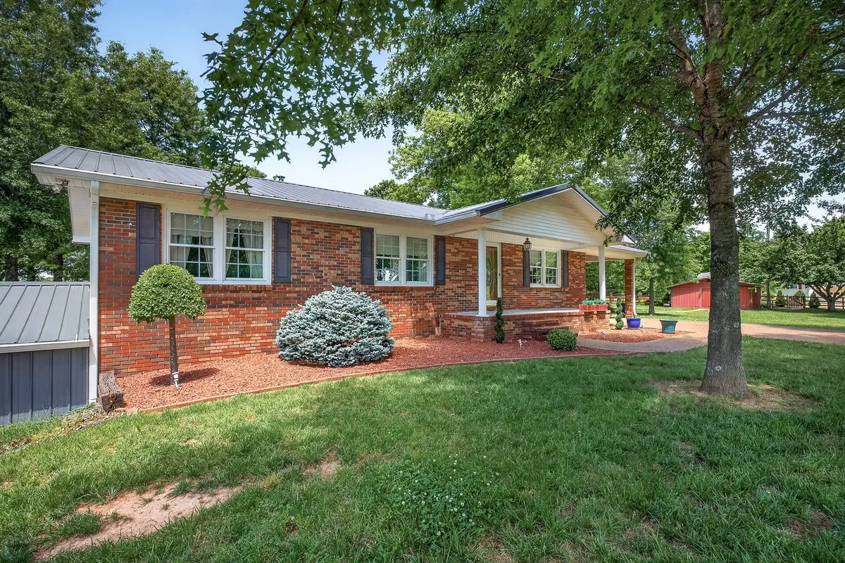 1956 Shady Grove Rd, Morrison, TN 37357 - #1