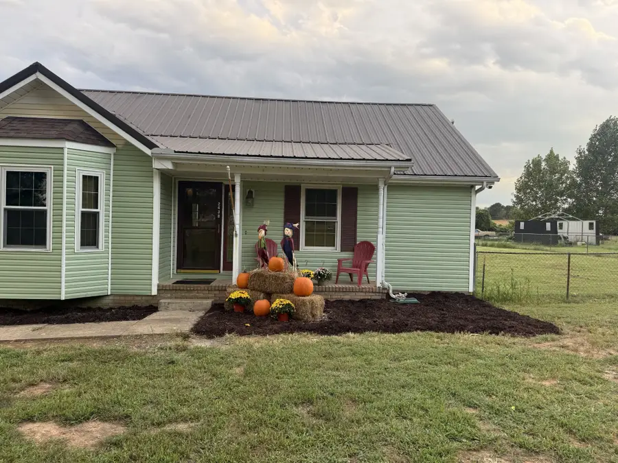 2438 Chester Harris Rd, Woodlawn, TN 37191 - #3