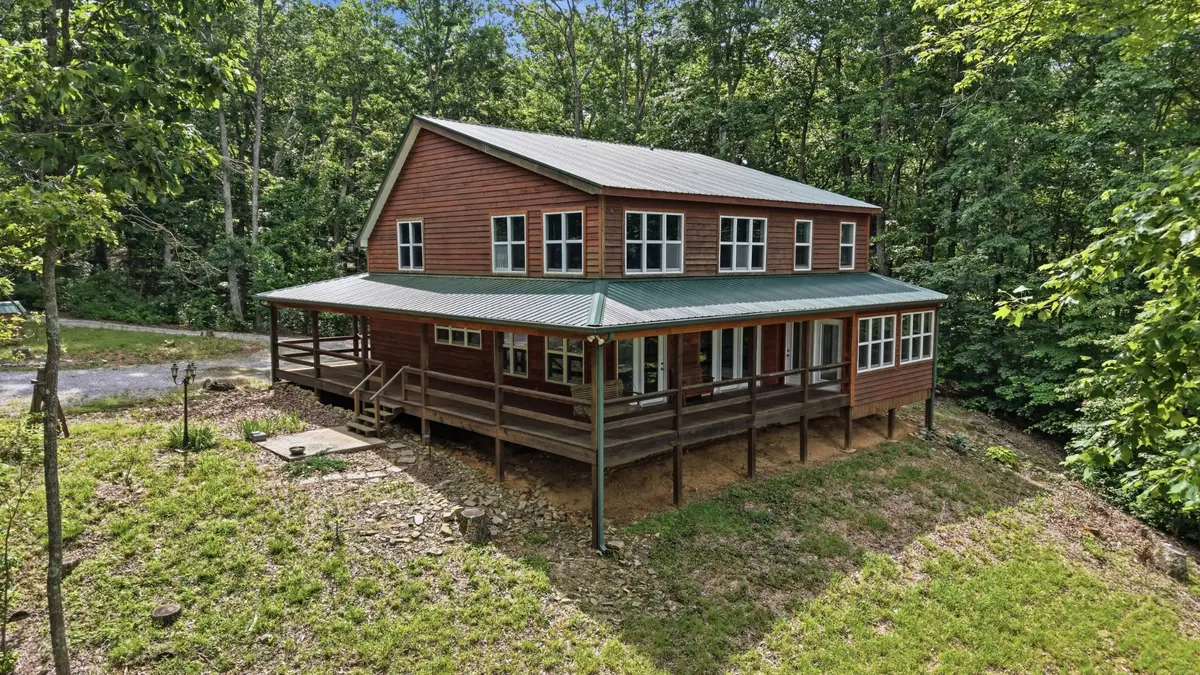 705 N Campbell Rd, Altamont, TN 37301 - #1