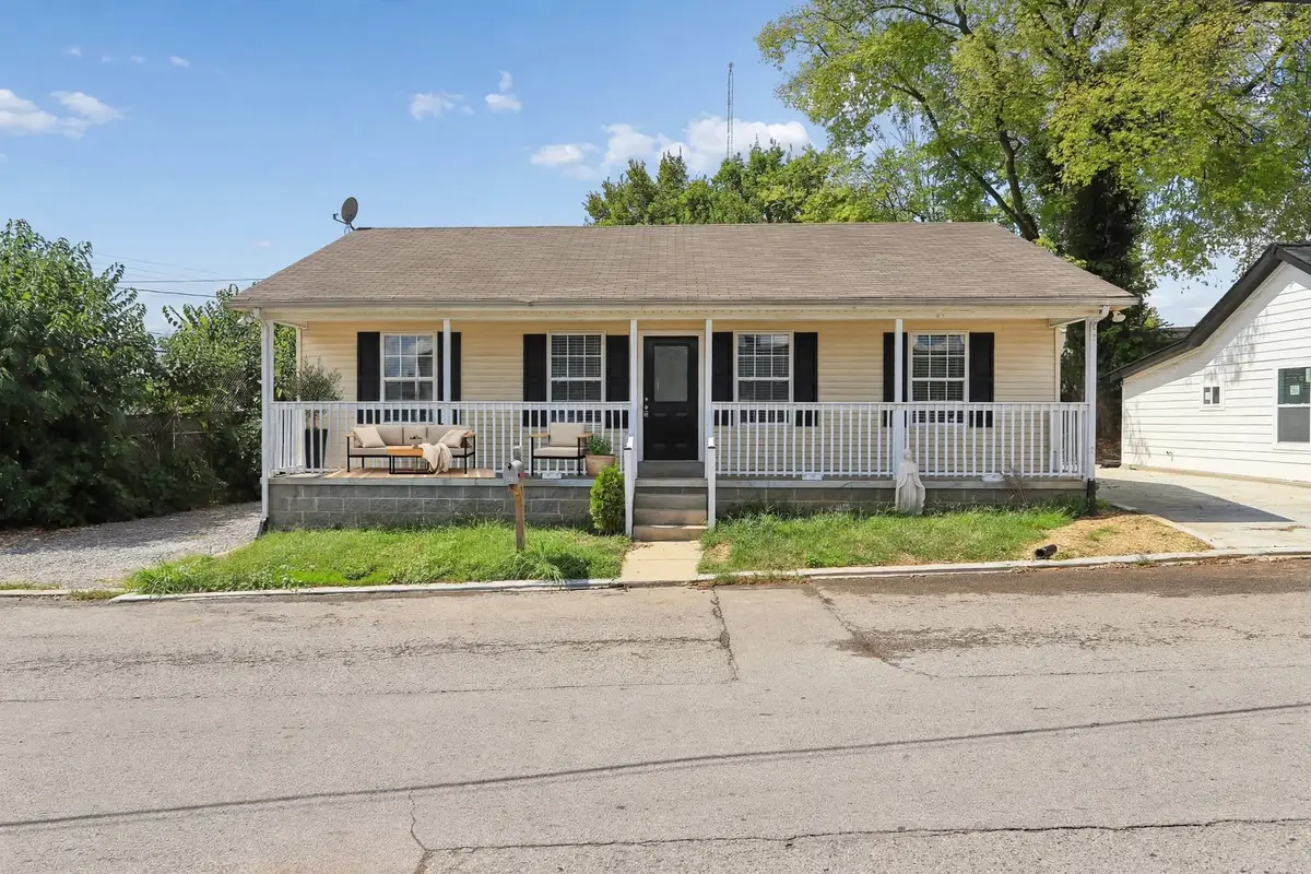 1007 Hamilton Dr, Murfreesboro, TN 37129 - #1