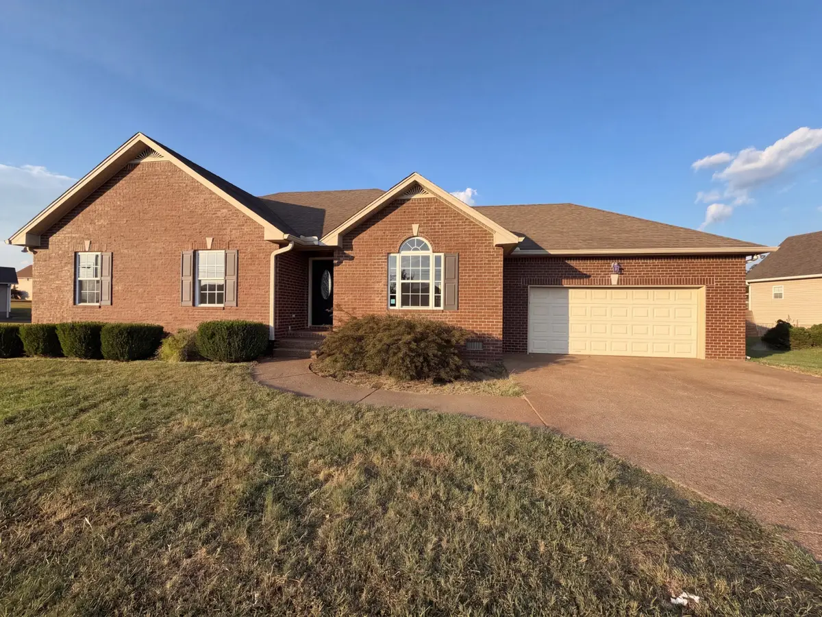 111 Beaver Creek Dr, Portland, TN 37148 - #1