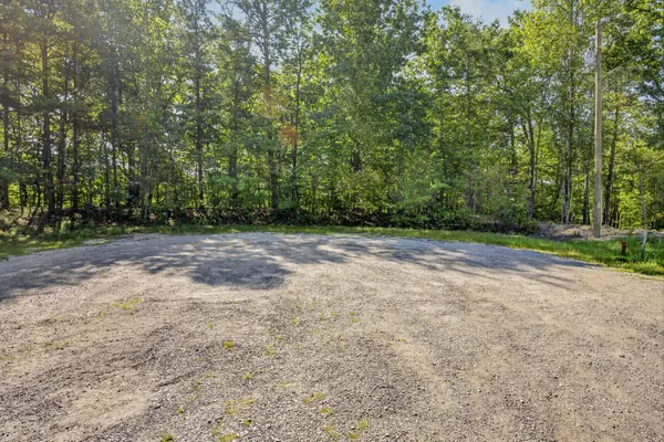 27 Tower Pl, Monterey, TN 38574