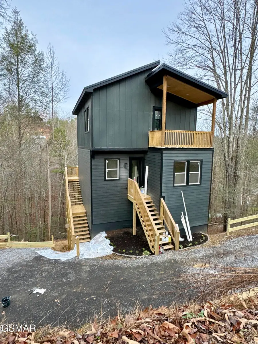 932 N Highland Drive, Gatlinburg, TN 37738 - #2
