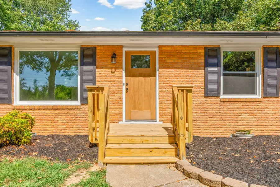 3651 Oakwood Rd, Woodlawn, TN 37191 - #2