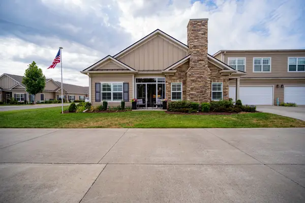 2342 Stonecenter Ln, Murfreesboro, TN 37128