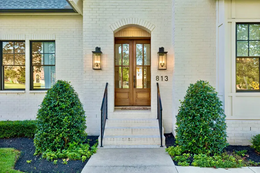 813 Hillsboro Rd, Franklin, TN 37064 - #2