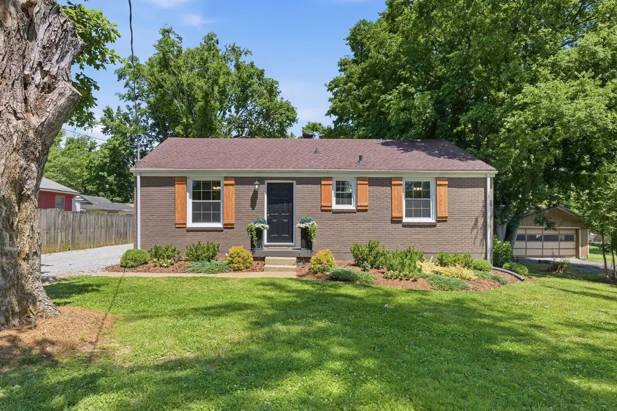 102 Desoto Dr, Nashville, TN 37210 - #1