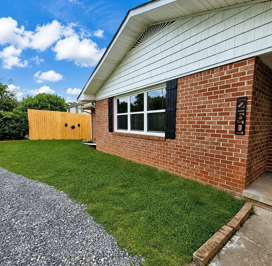 250 E 16th St E, Cookeville, TN 38501 - #3