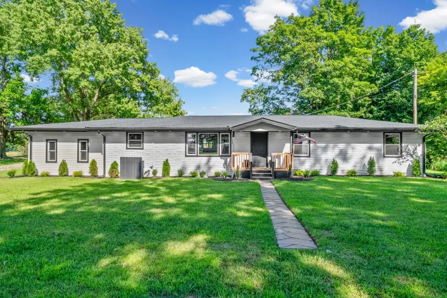 5963 Wayman Dunn Rd, Springfield, TN 37172 - #3