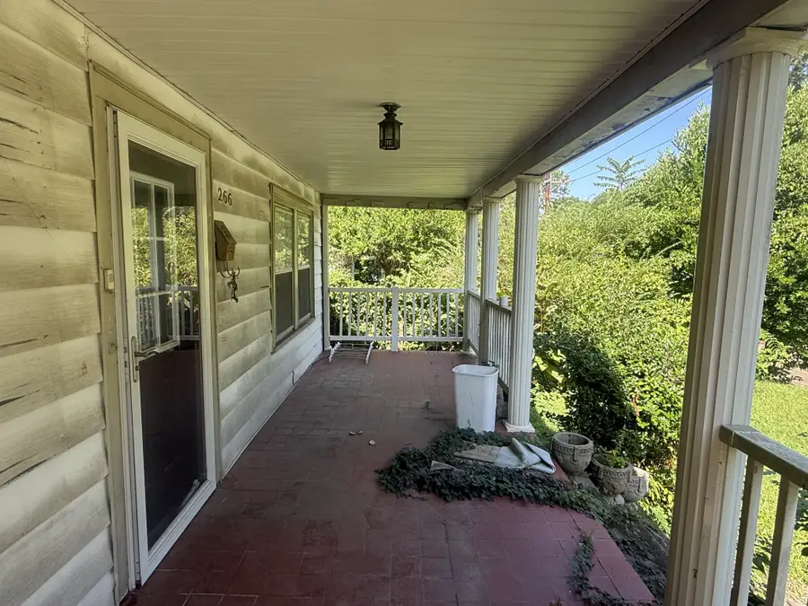 266 W Forest Ave, Jackson, TN 38301 - #3