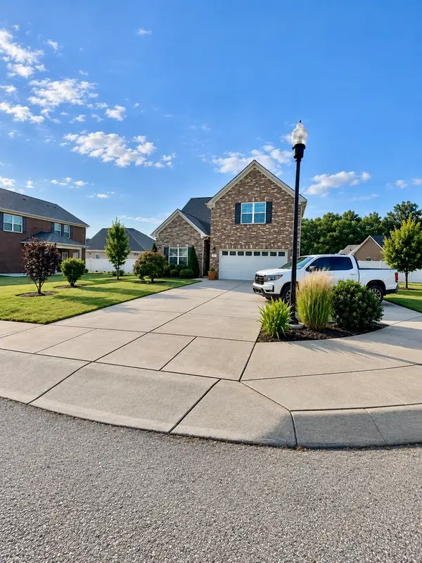 739 Reflections Lane, Pleasant View, TN 37146