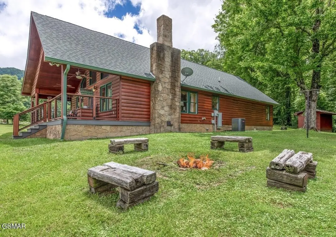 3424 Sugar Camp Circle, Pigeon Forge, TN 37862 - #1