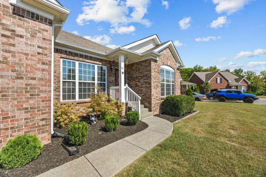 1012 Solomon Ln, Spring Hill, TN 37174 - #3
