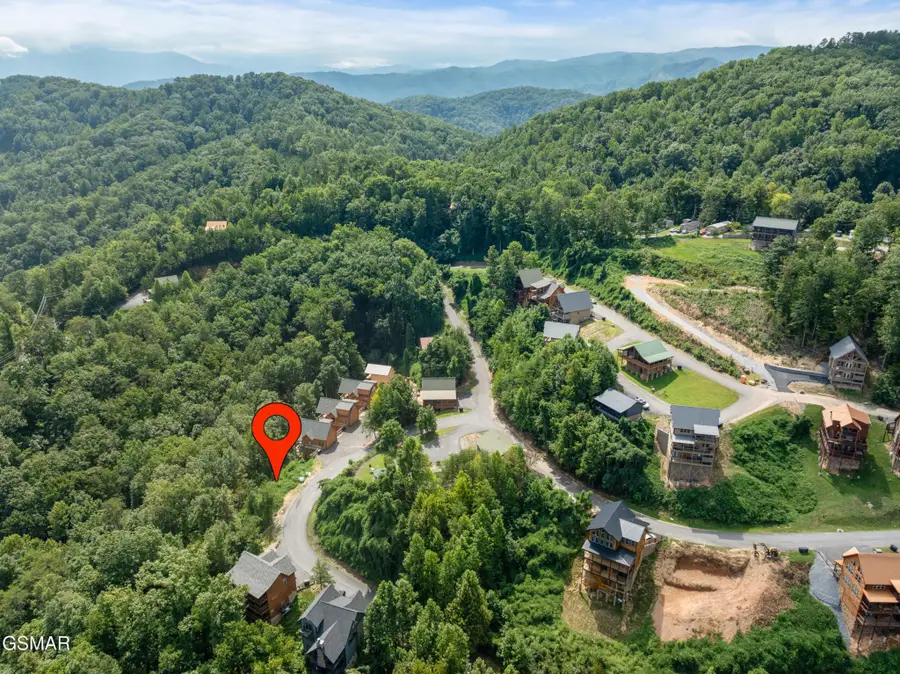 8 Pine Valley Way, Pigeon Forge, TN 37862 - #2