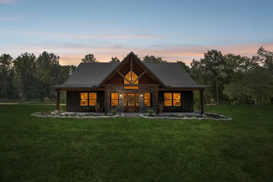 2961 Lick Creek Road, Linden, TN 37096 - #2