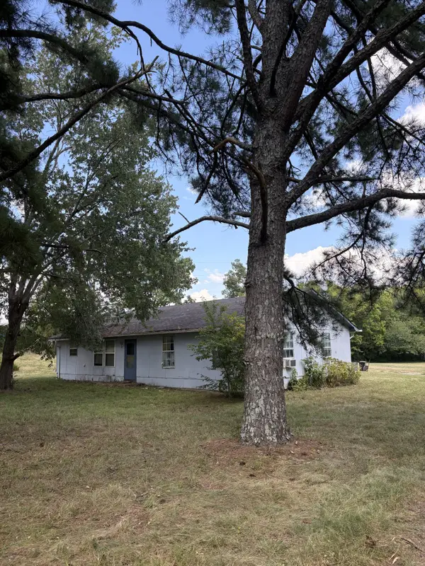 362 Neals Ln, Gallatin, TN 37066