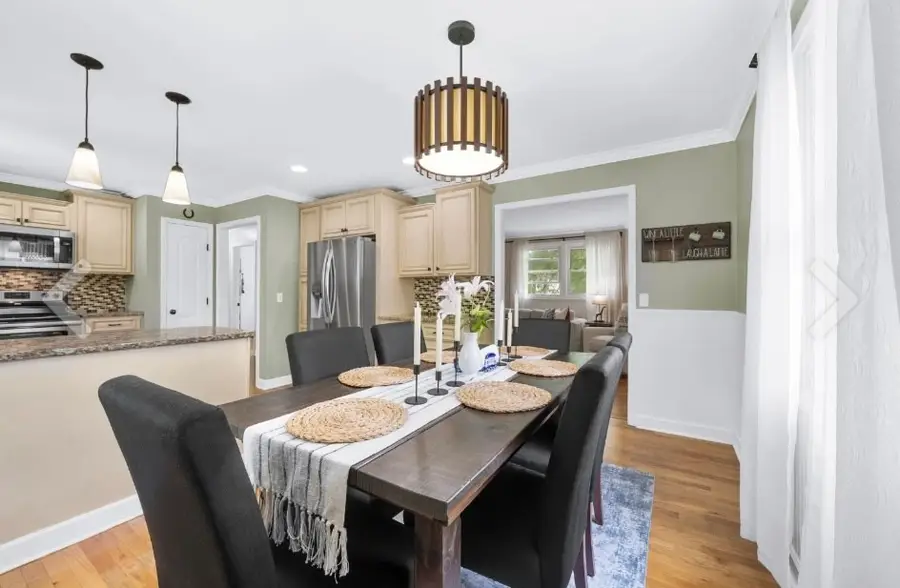 608 Harpeth Pkwy E, Nashville, TN 37221 - #2
