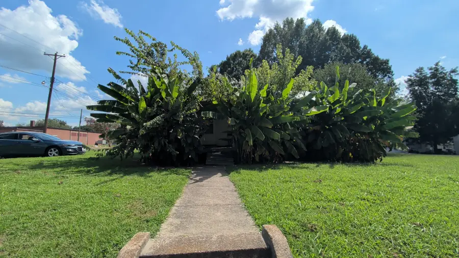 1712 Harder St, Humboldt, TN 38343 - #3