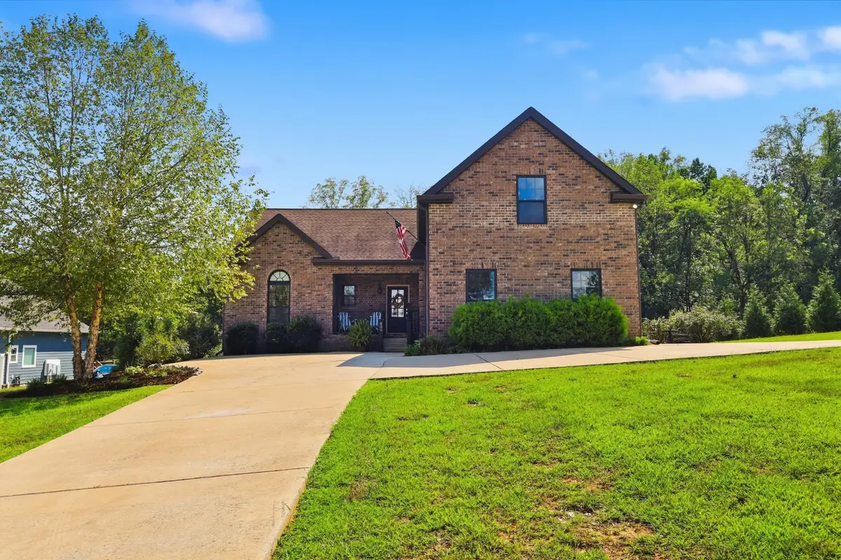 405 Tom Link Rd, Cottontown, TN 37048 - #1