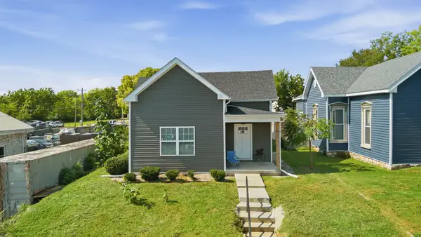 111 W 10th Ave, Bowling Green, KY 42101
