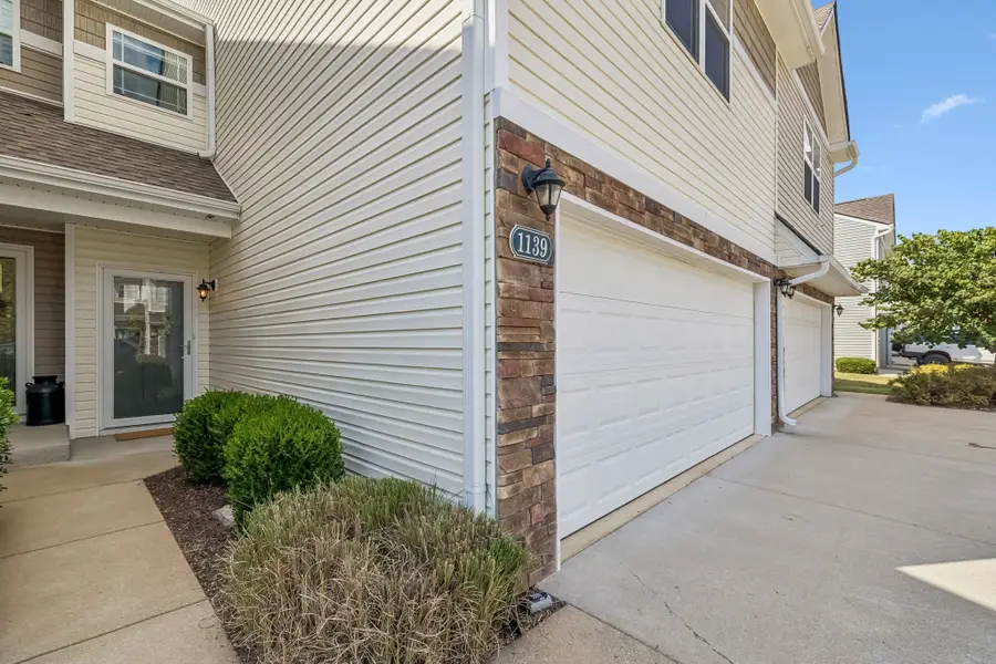 1139 Somerset Springs Dr, Spring Hill, TN 37174 - #3
